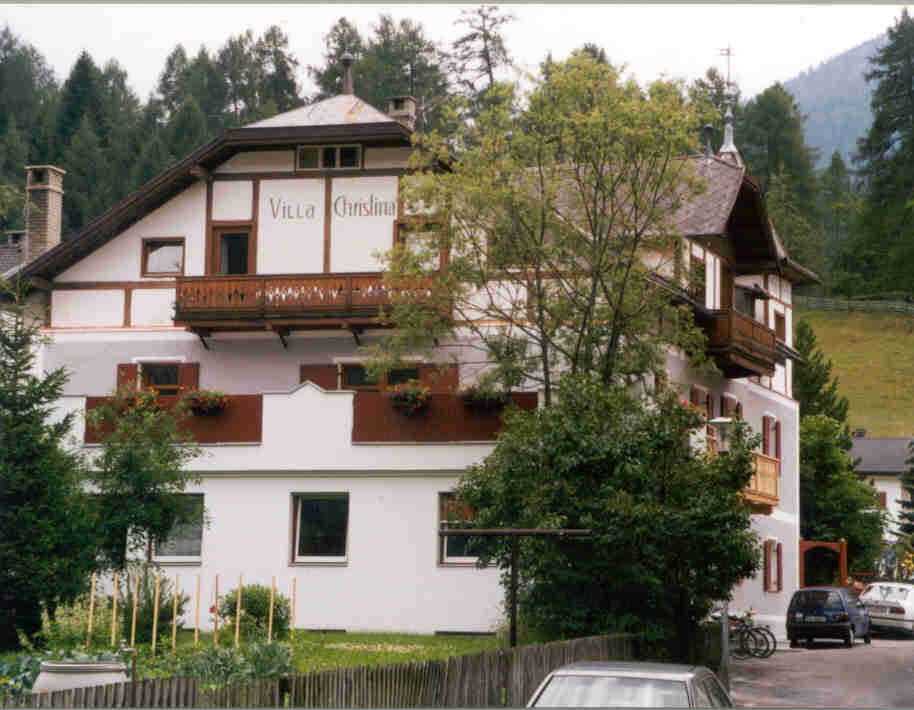 La casa con il balcone dell' appartamento IV